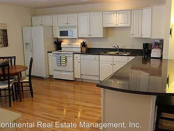 4th image of 632 Oakwood Ave #737