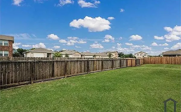 3 bed, 1144 sqft, $1,700 — Photo 1