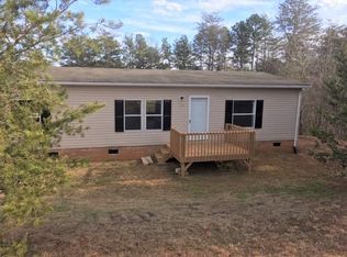 2059 Fox Ridge Dr, Connelly Springs, NC 28612