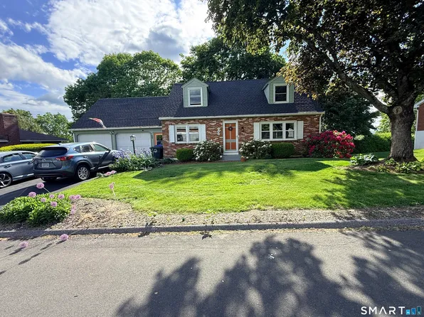 492 Circle Drive, Torrington, CT 06790