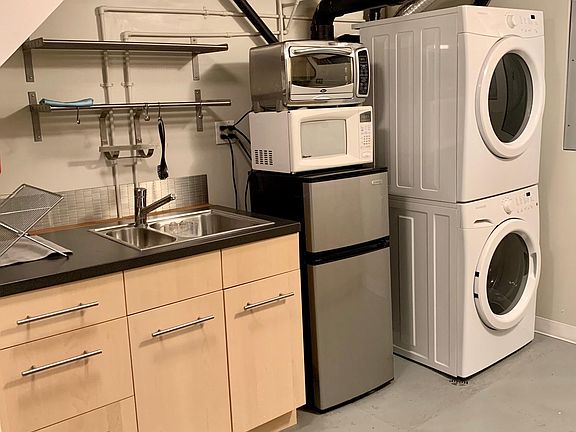 Kitchenette
