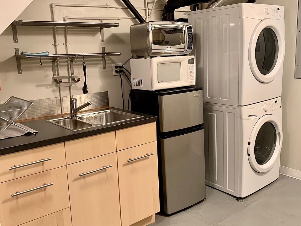 Kitchenette