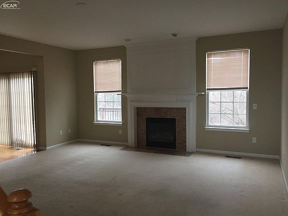 4th image of 6347 Amber Ln