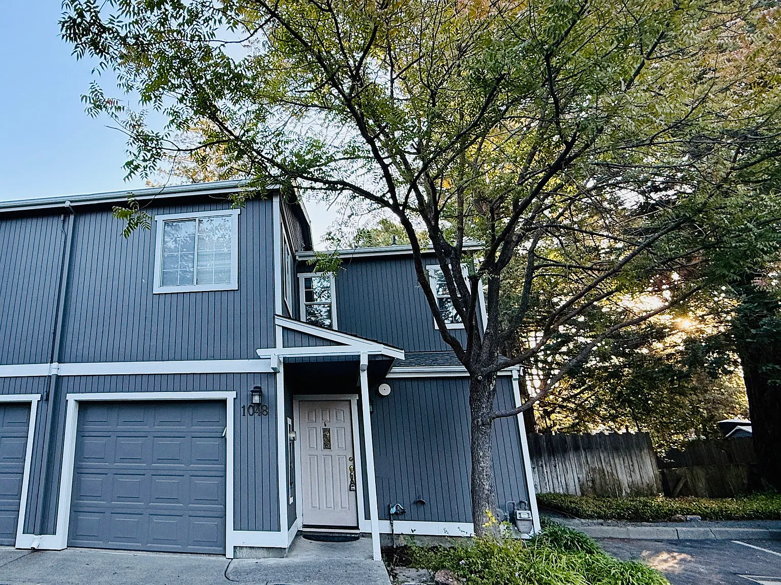 3 bed, 2.5 bath, 1390 sqft, $3,500 — Photo 1