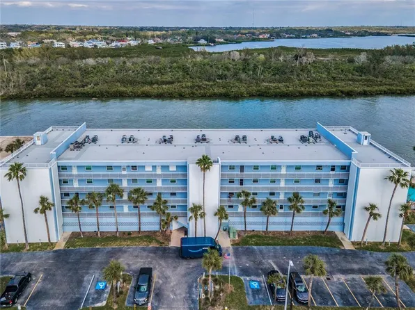 18325 Gulf Blvd APT 308, Redington Shores, FL 33708