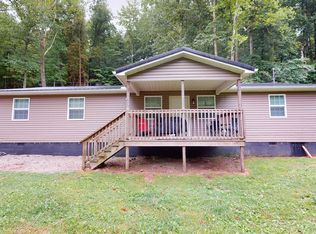 3969 Blue Sulphur Rd, Ona, WV 25545