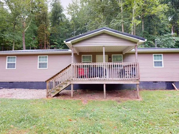 3969 Blue Sulphur Rd, Ona, WV 25545