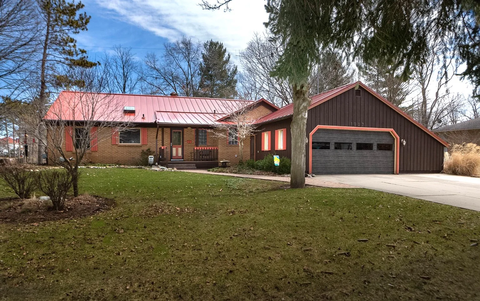 1007 S Michigan Ave photo 1