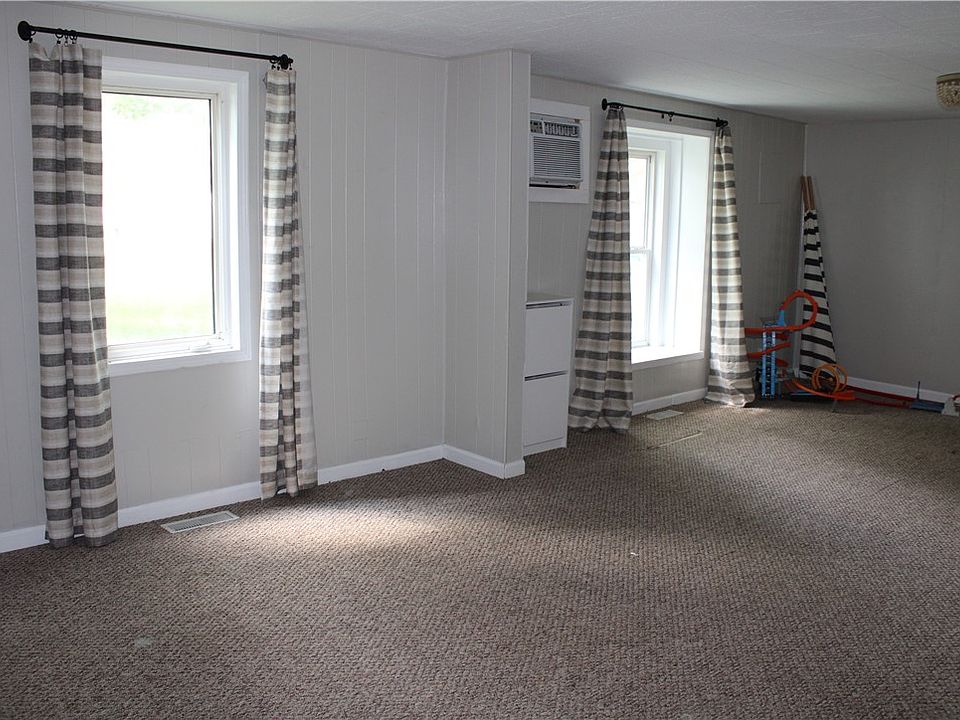 8 East St, Herrick, IL 62431 MLS 6229023 Zillow