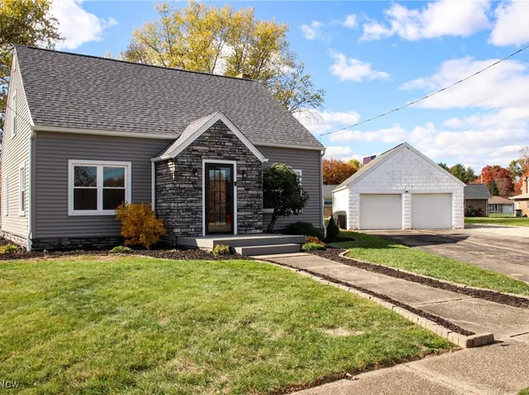 181 Roosevelt Ave, Waynesburg, OH 44688