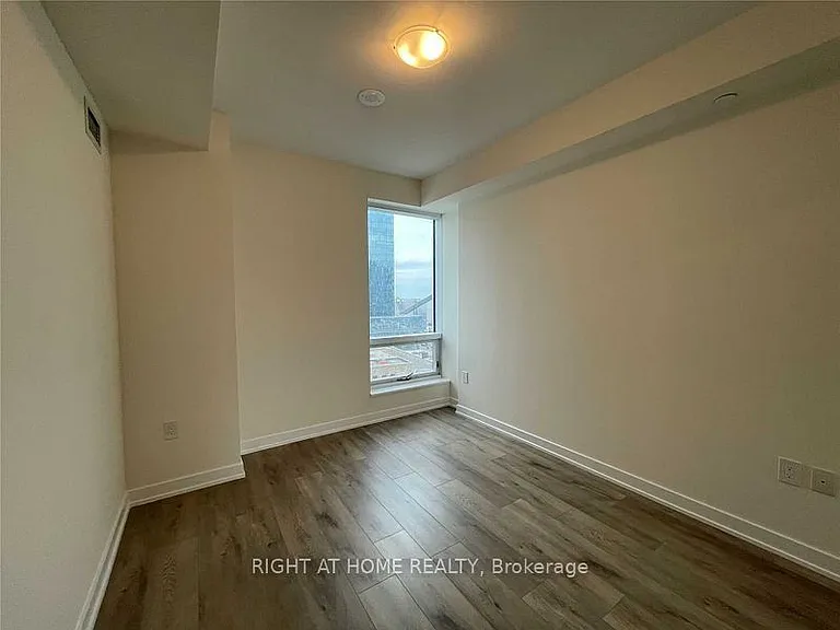 28 Freeland St #4308 — Photo 5