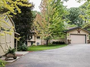 1000 Skyline Dr SW, Rochester, MN 55902