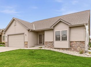 1397 Ardmore St, Council Bluffs, IA 51503
