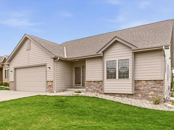 1397 Ardmore St, Council Bluffs, IA 51503