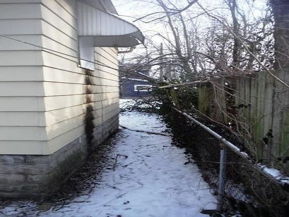 2nd image of 521 Faurot Ave
