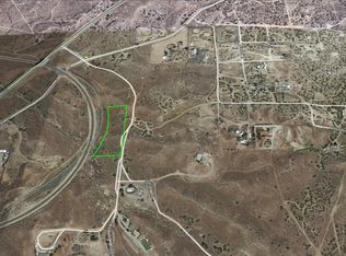 Small Rd Vic Old Nadeau, Palmdale, CA 93550