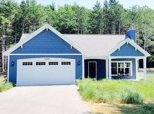 5280 Dune Drift Dr, West Olive, MI 49460