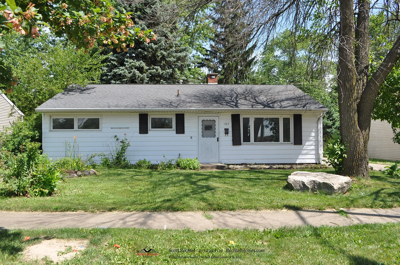 1312 E Florida Ave photo 1