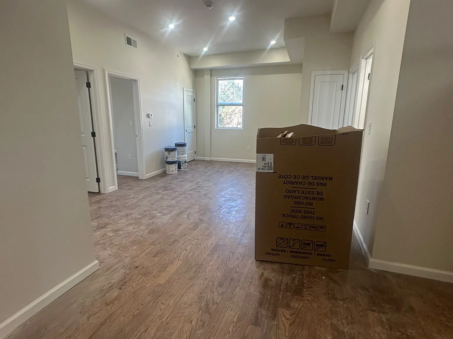 3 bed, $3,150 — Photo 3