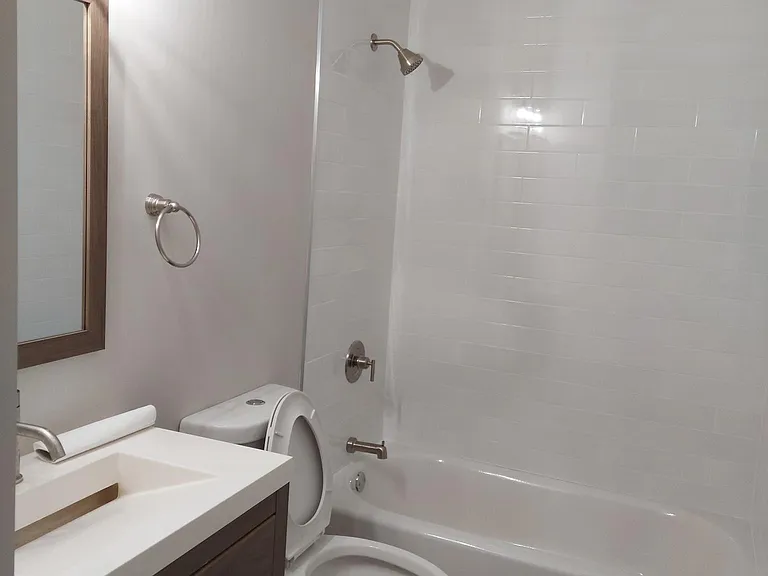 5028 Greene St #1 — Photo 4