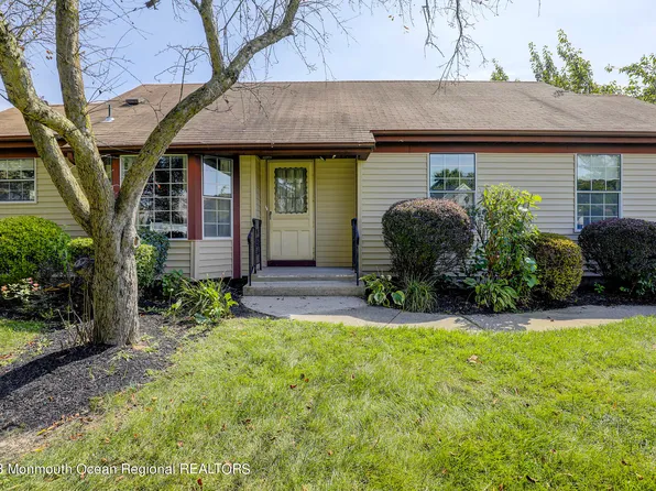 4D Andrew Jackson Court #D, Monroe, NJ 08831