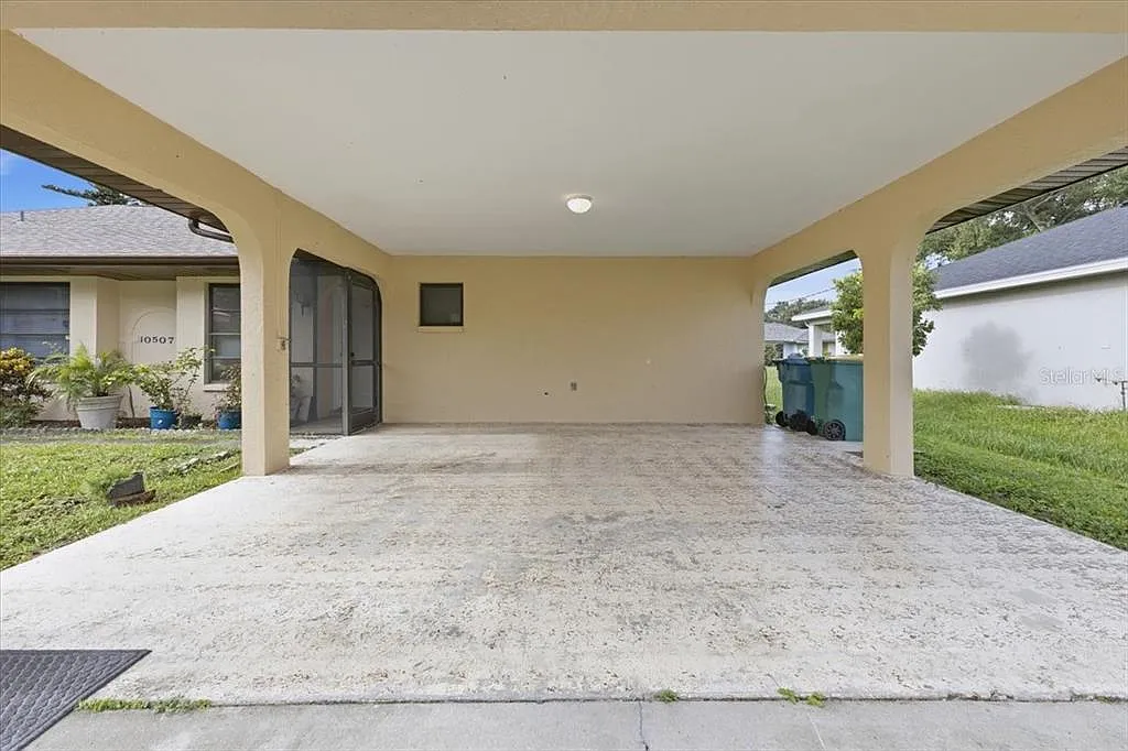 2 bed, 2.0 bath, 1231 sqft, $1,325 — Photo 3