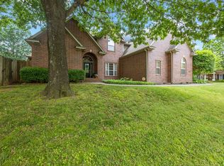 3613 E Chatsworth Rd, Fayetteville, AR 72703