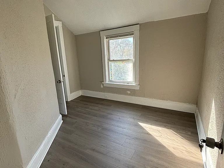 Bedroom #5 on 2nd floor