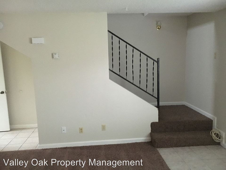 2nd image of 1240 N Olive Ave APT C