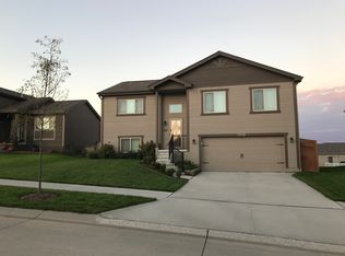 16257 Saratoga St, Omaha, NE 68116