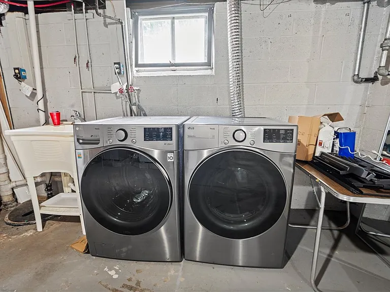 130 Gaston Ave #1 — Photo 26
