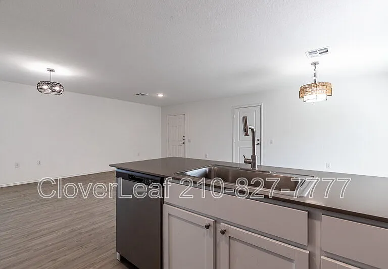4407 Grassland Pass — Photo 14