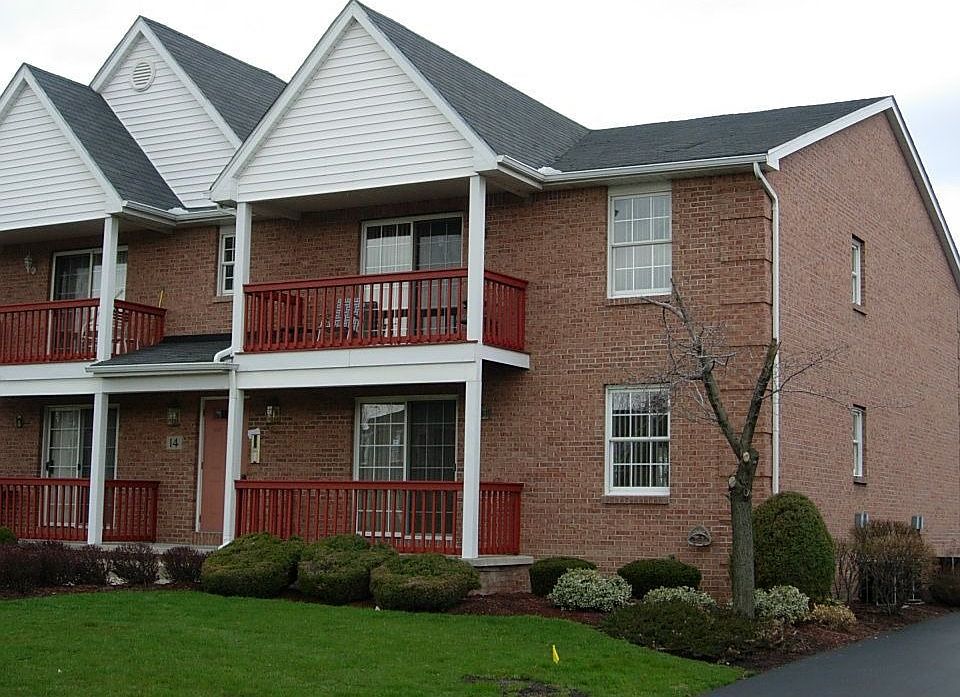 1st image of 14 Georgian Ln APT B