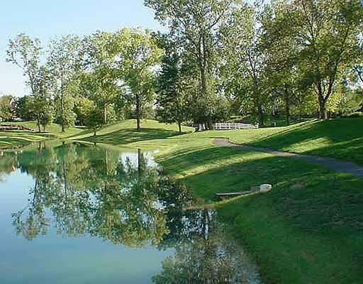 4th image of 5560 Lohr Lake Dr