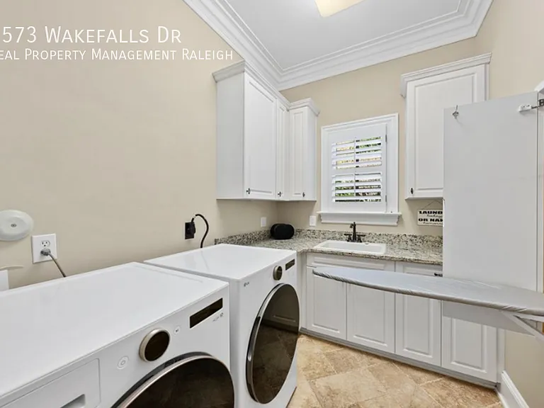 6573 Wakefalls Dr — Photo 40