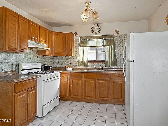 5th image of 130-01 160th St