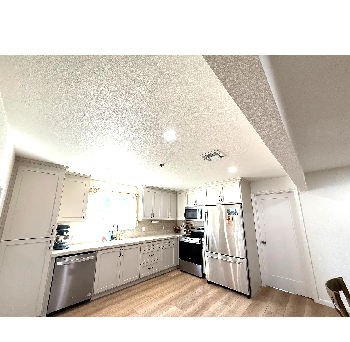 3 bed, 1410 sqft, $2,500 — Photo 3