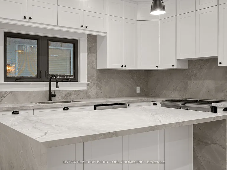 231 Macpherson Ave — Photo 15