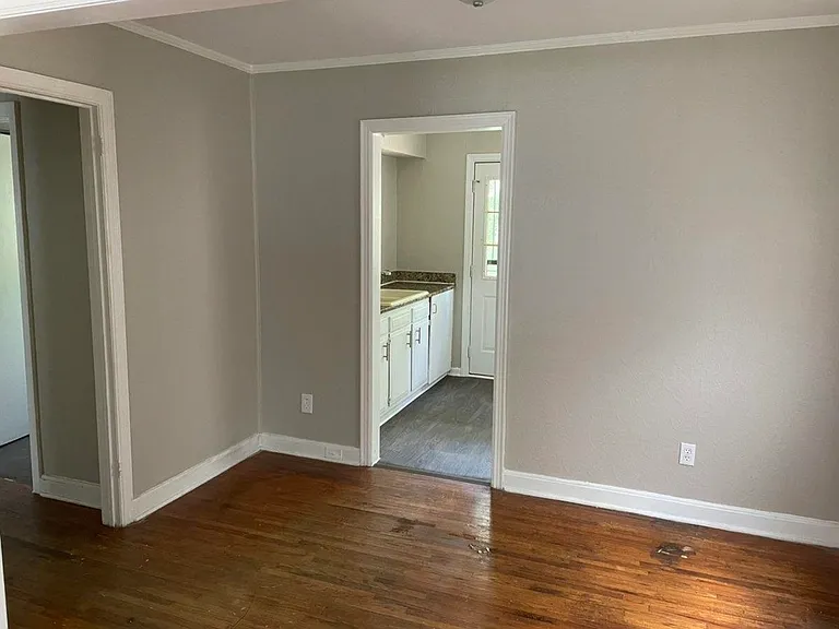 3766 Guernsey Ave — Photo 6