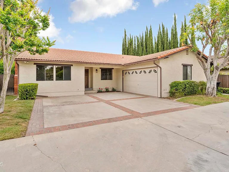 6347 N Muscatel Ave — Photo 27
