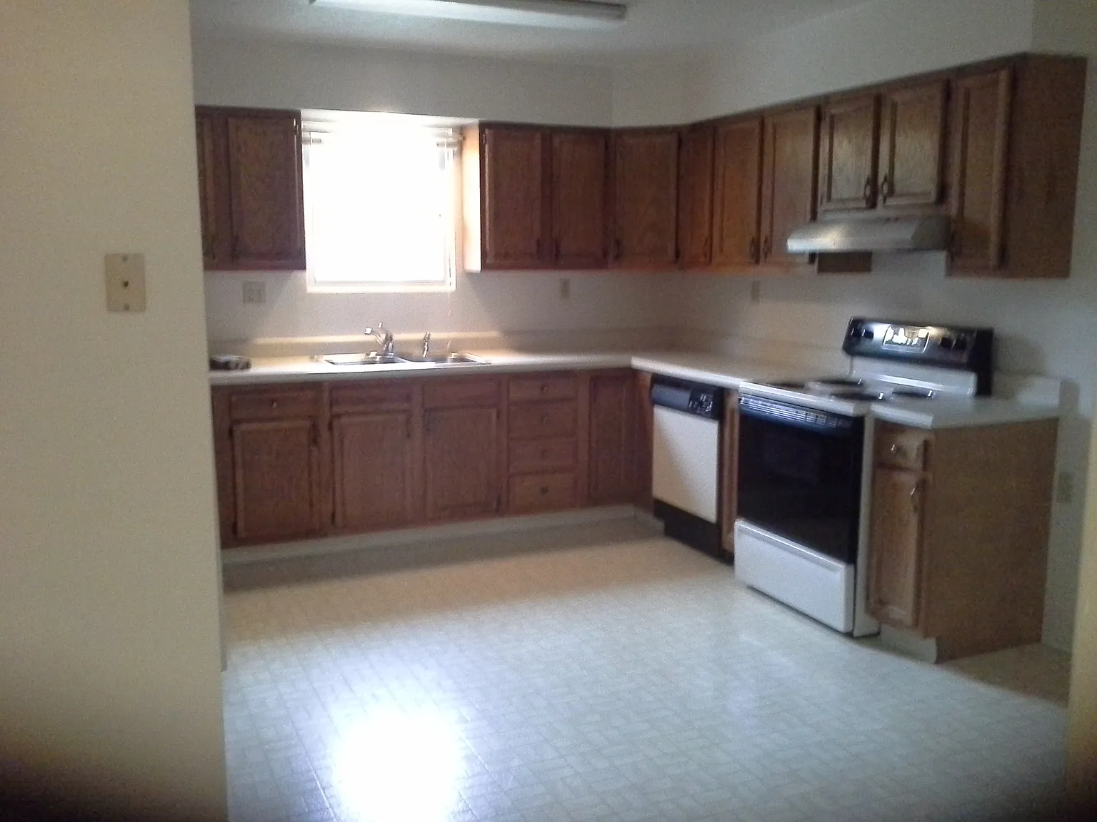 1 bed, 900 sqft, $850 — Photo 4