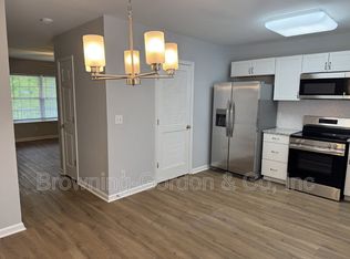 7470 Charlotte Pike APT 3, Nashville, TN 37209