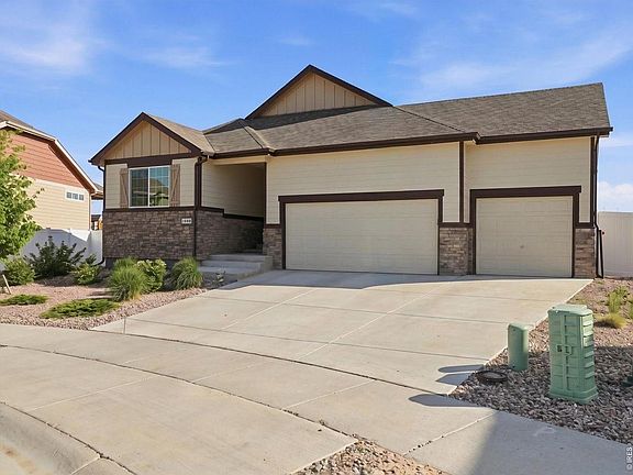 3rd image of 4680 Mountain Sky Ct