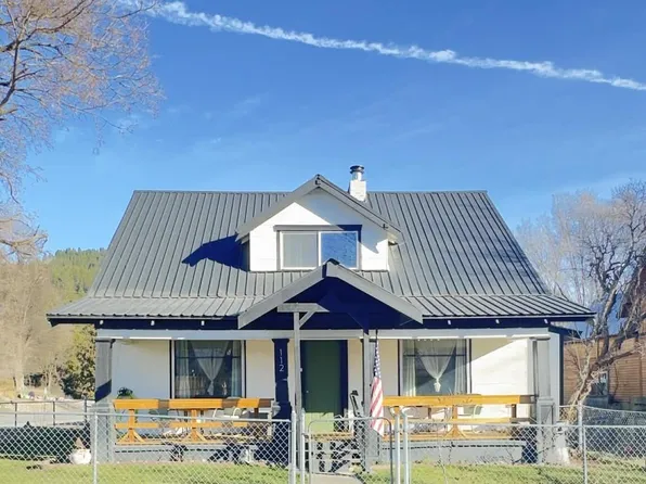 112 Houghton St, Ione, WA 99139