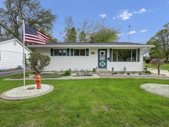 1718 Nagle AVENUE, Manitowoc, WI 54220