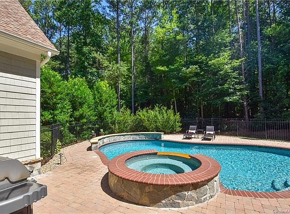 4th image of 169 Magnolia Farms Ln