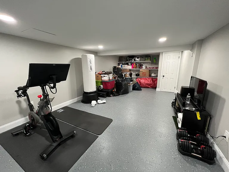 53 Jaime Ct — Photo 16