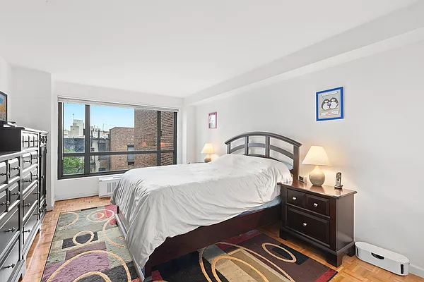 Rented by Corcoran | media 26