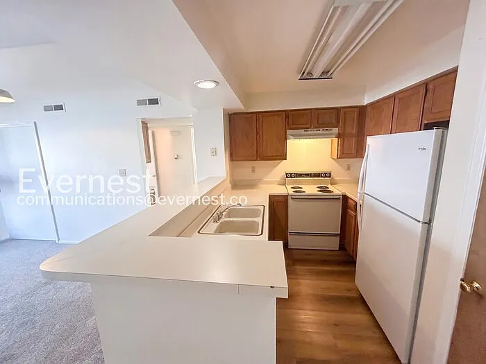 934 Acapulco Ct — Photo 7