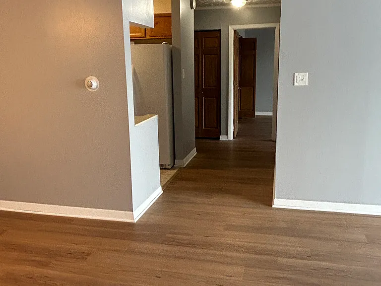 5117 Blodgett Ave #206 — Photo 12